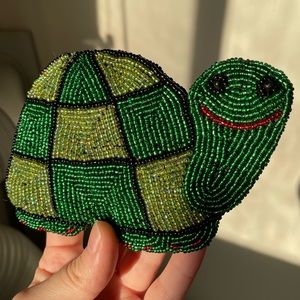 Cute vintage y2k beaded turtle coin purse